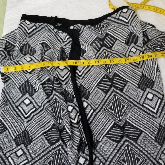 𝅺renuar open front Geometric printed lightweight cardigan - Picture 8 of 10